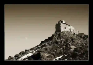 Vintage Castle Hill